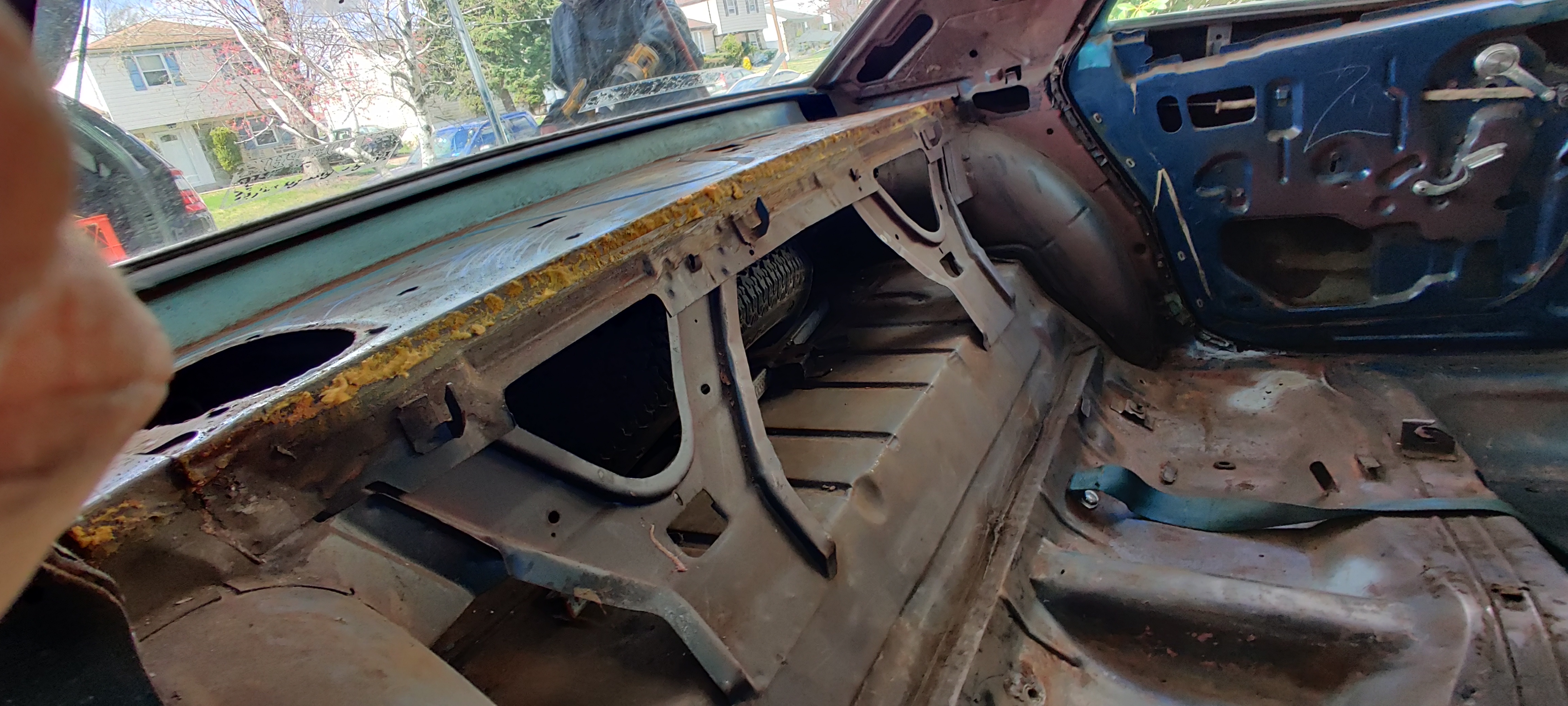 Rear seat support